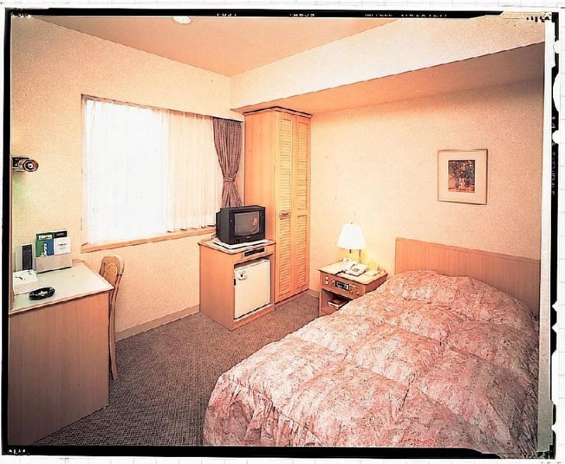 Hotel New Hiroden Хіросіма Екстер'єр фото