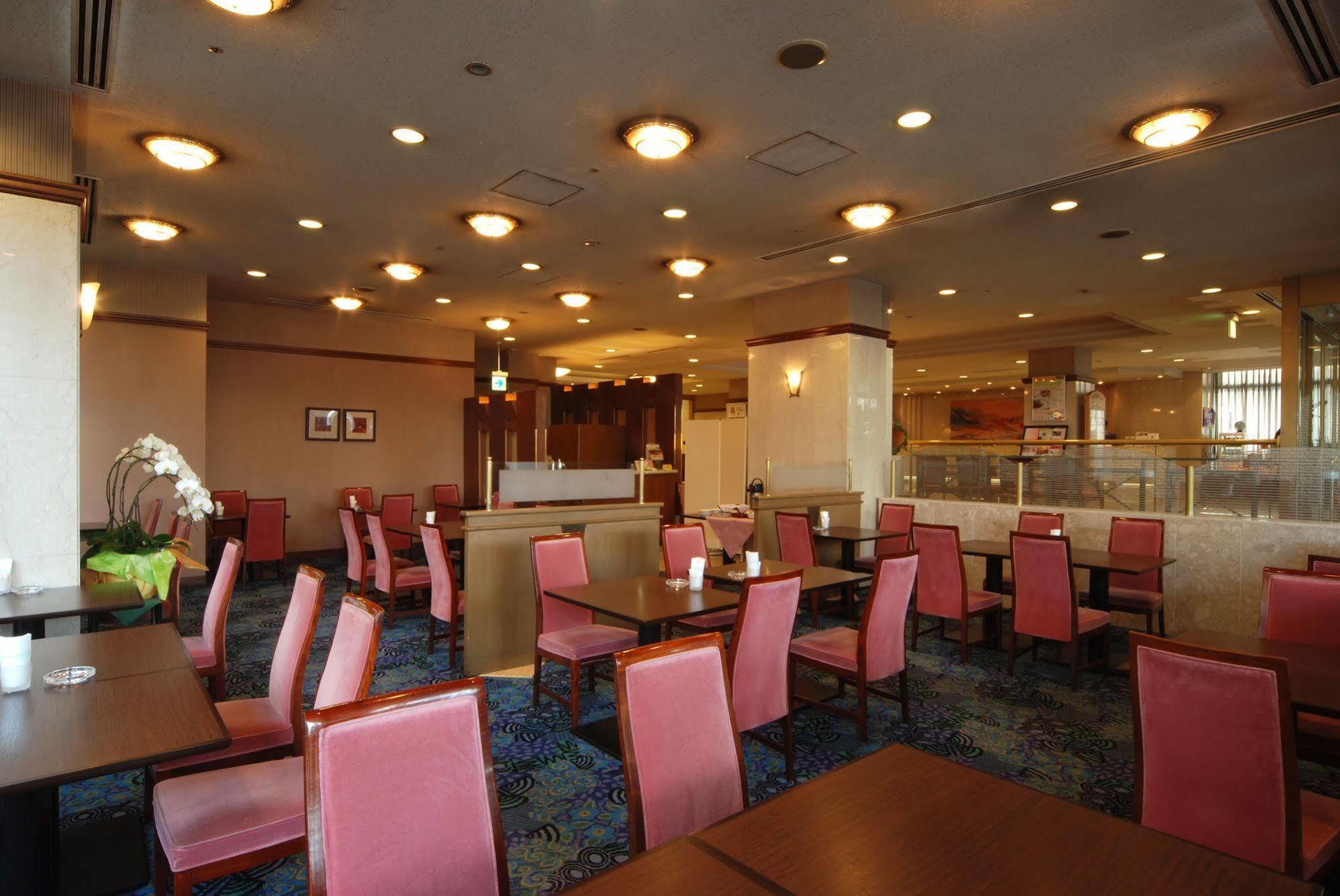 Hotel New Hiroden Хіросіма Екстер'єр фото
