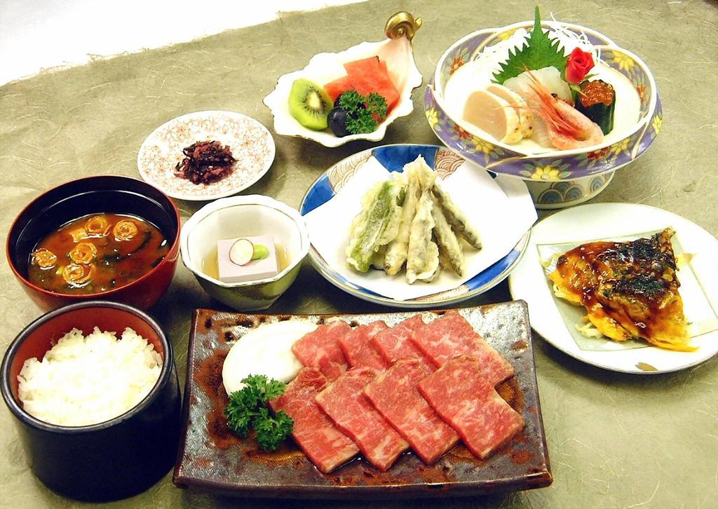 Hotel New Hiroden Хіросіма Екстер'єр фото